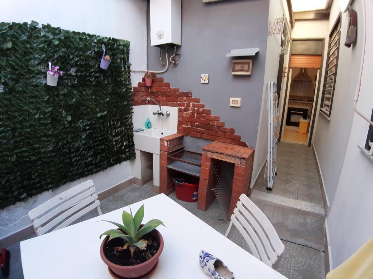 “Da Francesca“ Apartment คาตาเนีย ภายนอก รูปภาพ